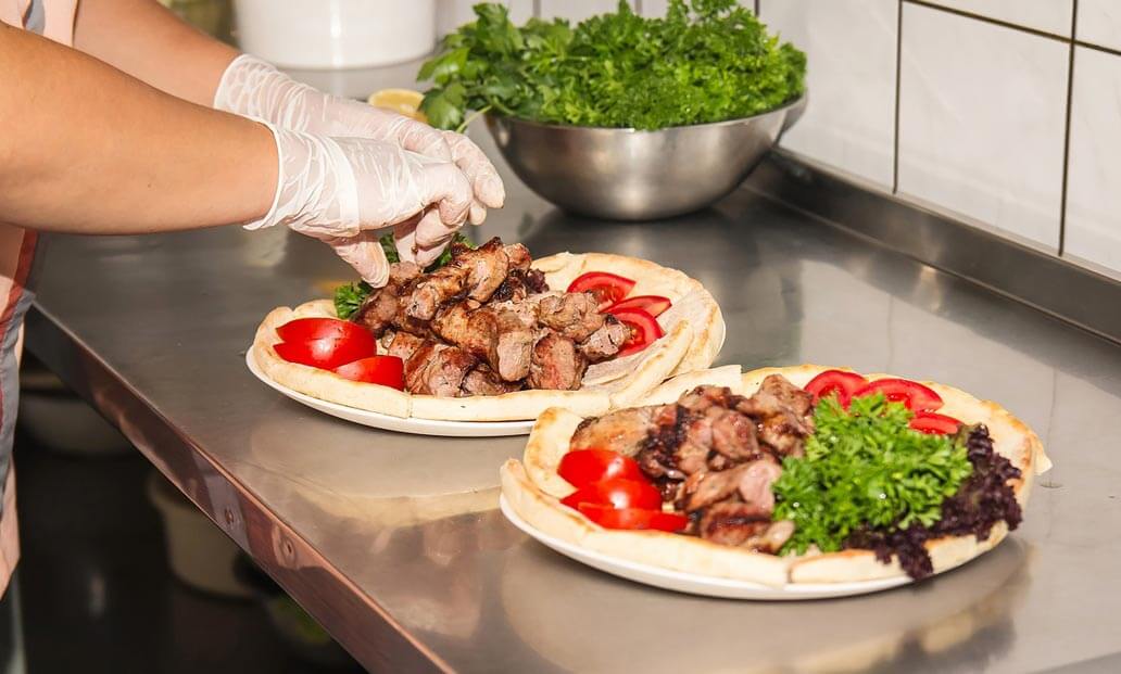 Finding best restaurant to visit in California.